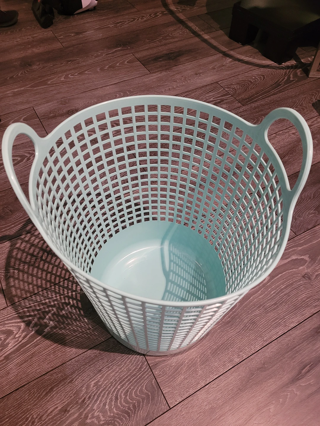 laundry basket thumbnail