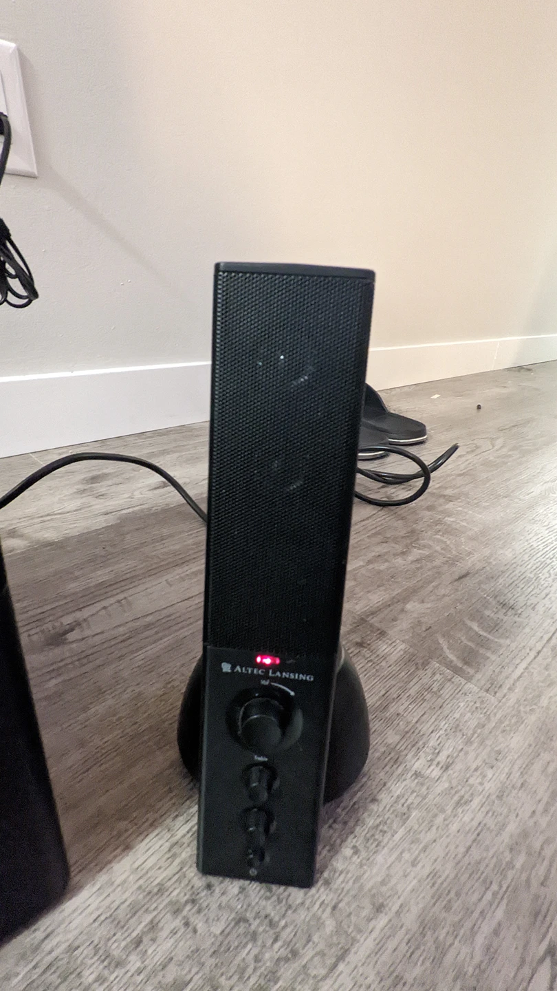 Altec Lansing Computer Speakers w Subwoofer - Fair Condition - photo 4