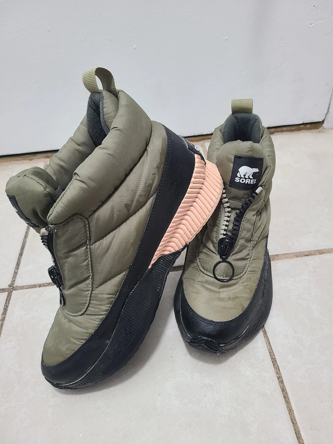 SOREL sneaker-boots, 8.5 thumbnail