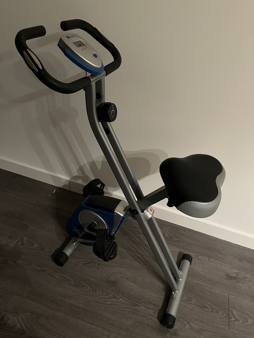 Portable Xterra Stationary Gym Exercise Bike thumbnail
