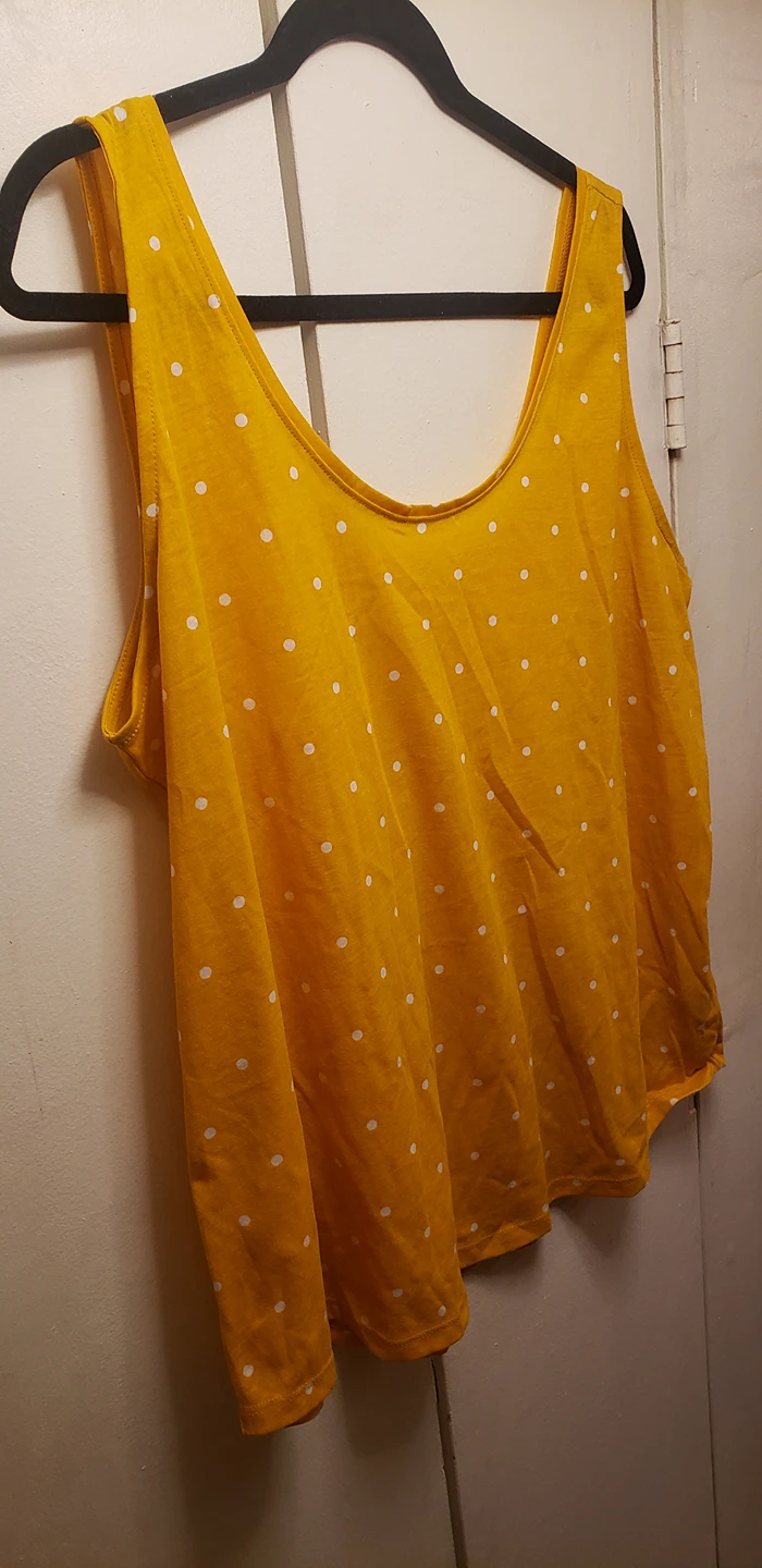 Old Navy XL Yellow Tank Top thumbnail