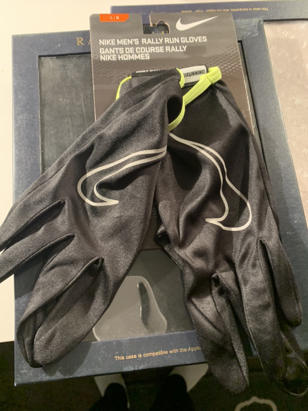 NIKE NEW RUNNING GLOVES image indicator(4)