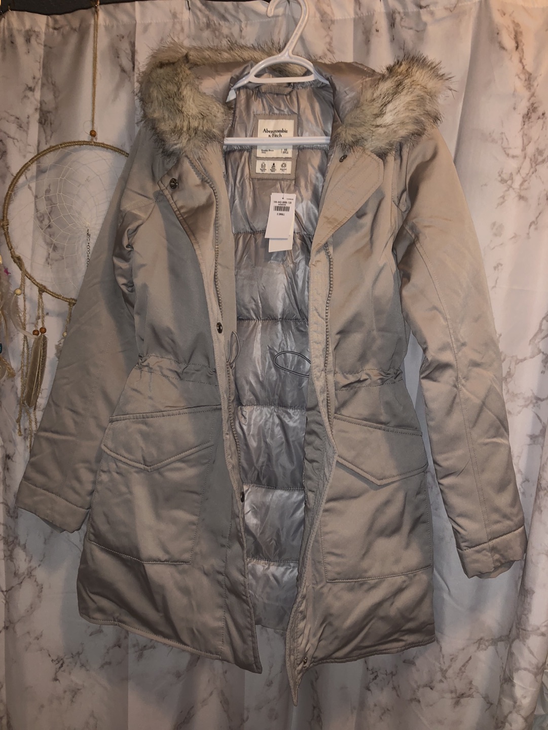 Abercrombie & Fitch coat thumbnail