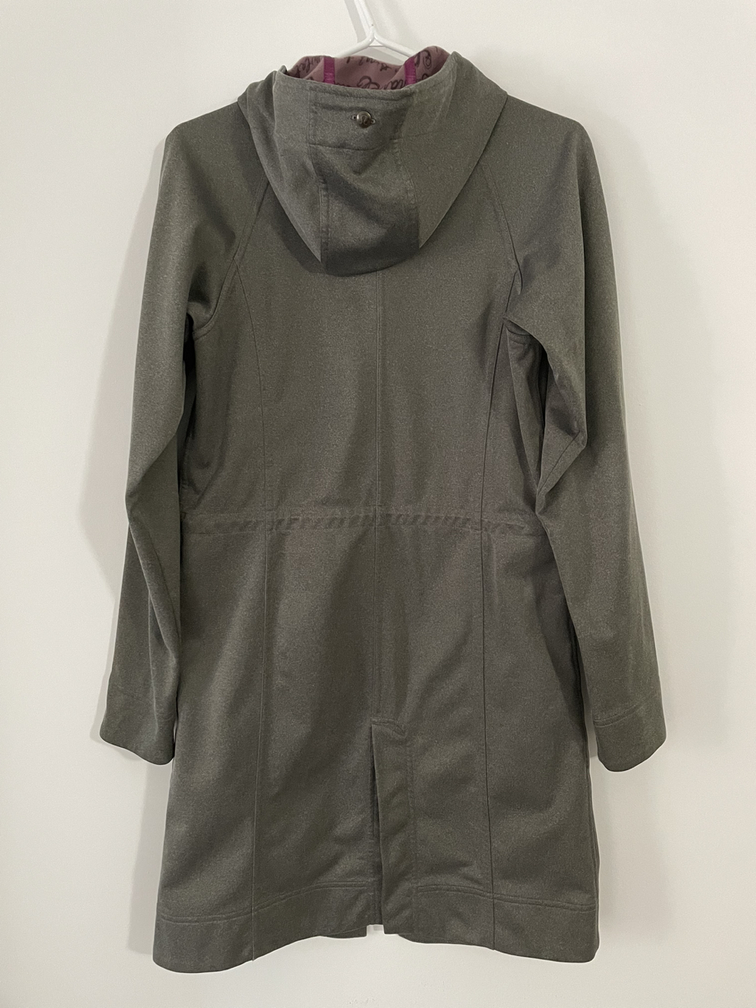 Lululemon Jacket image indicator(2)