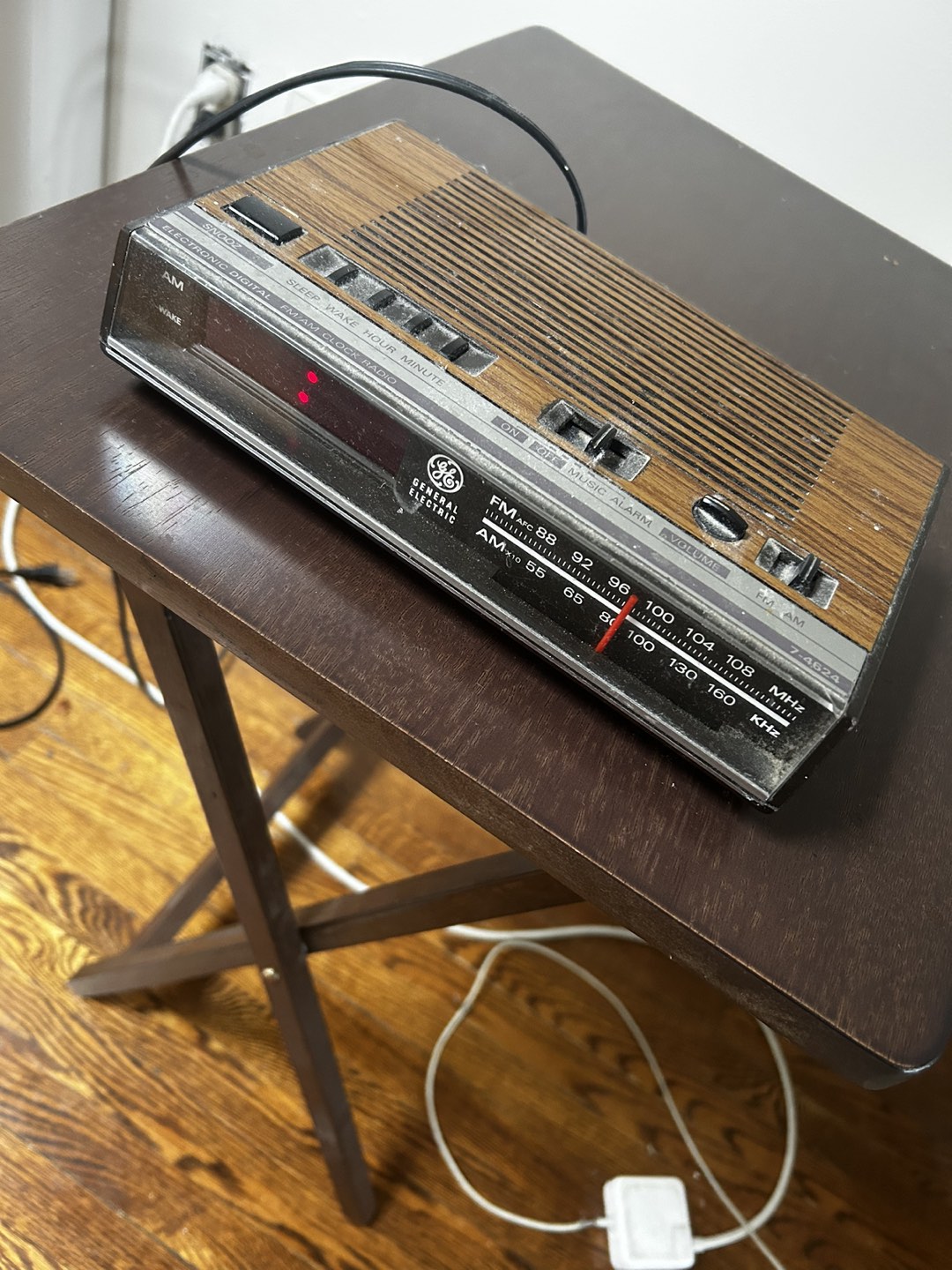 Vintage alarm clock - photo 2
