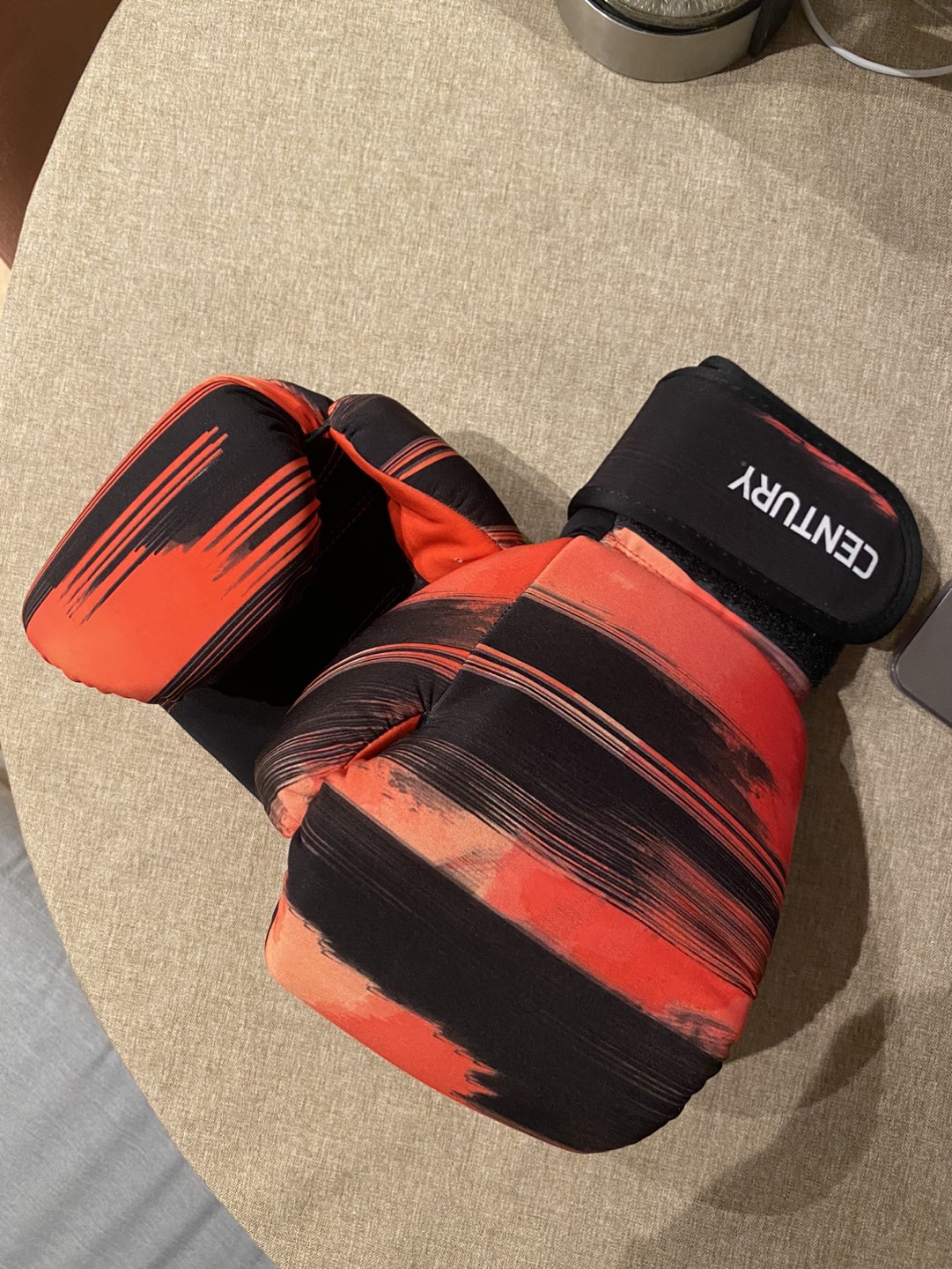 Century Strive Washable Kickboxing Gloves (Women’s) Karrot