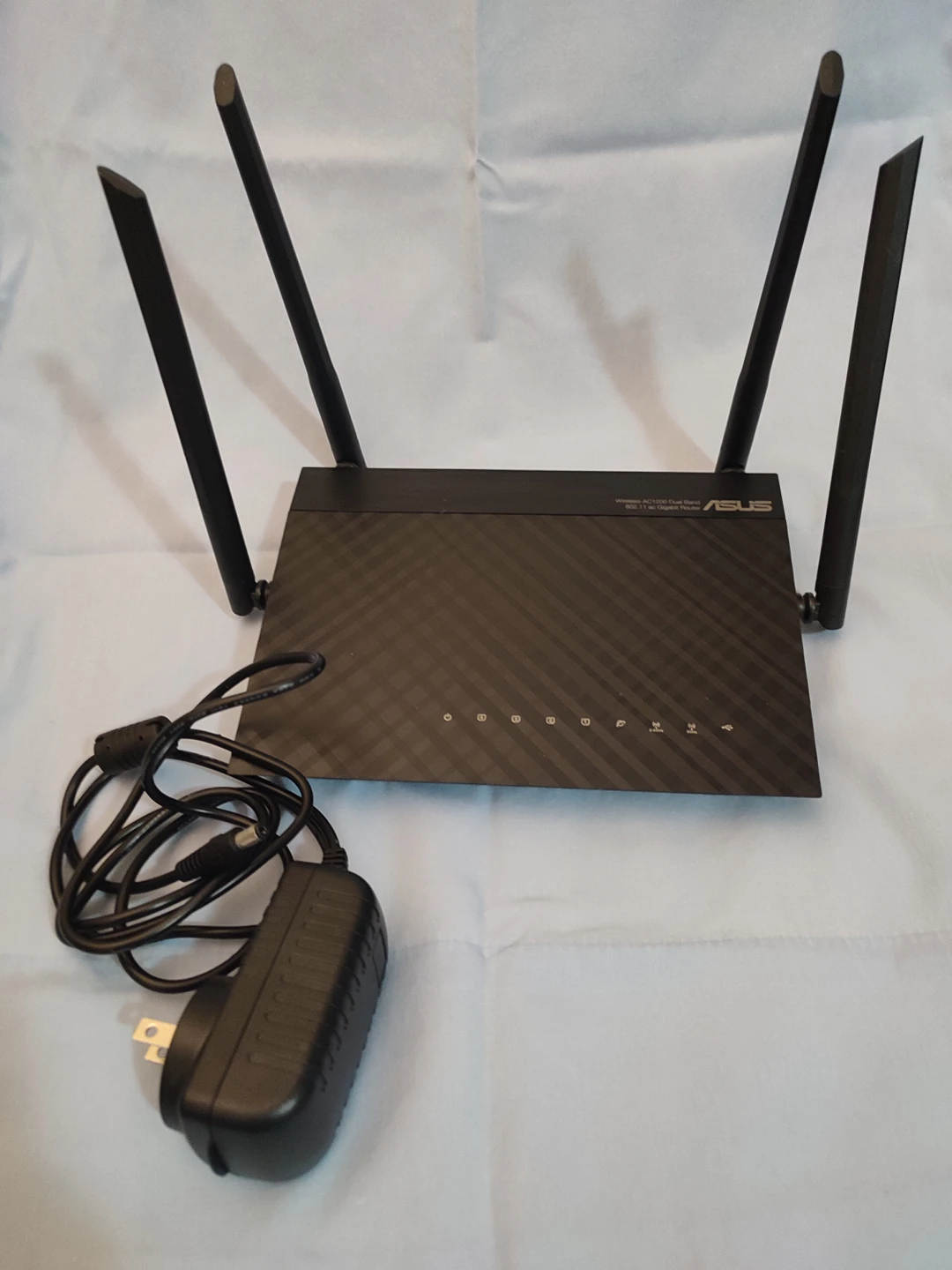ASUS RT-AC1200GE AC1200 Dual Band WiFi Router thumbnail