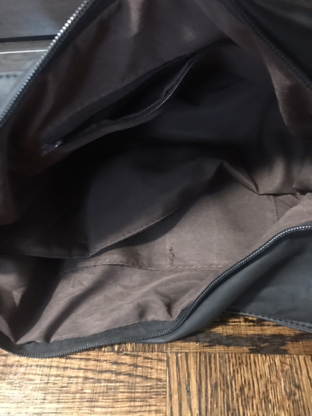 Assorted Purses (2 styles) image indicator(10)