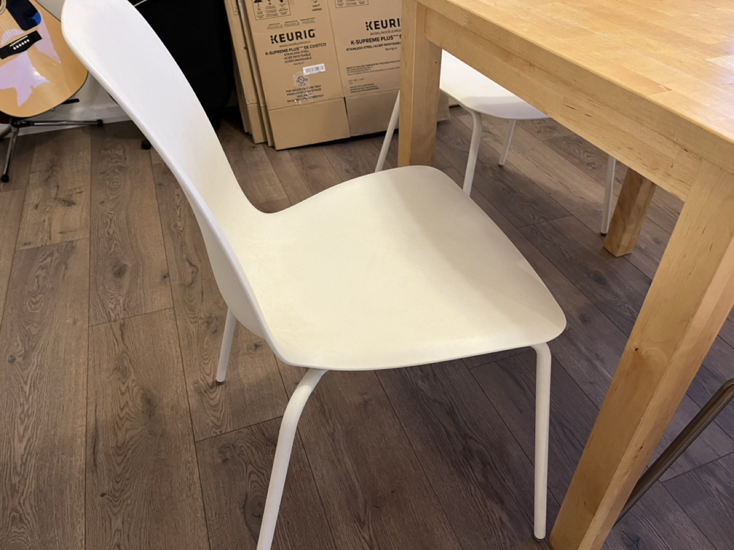 Ikea table with three chairs - photo 4