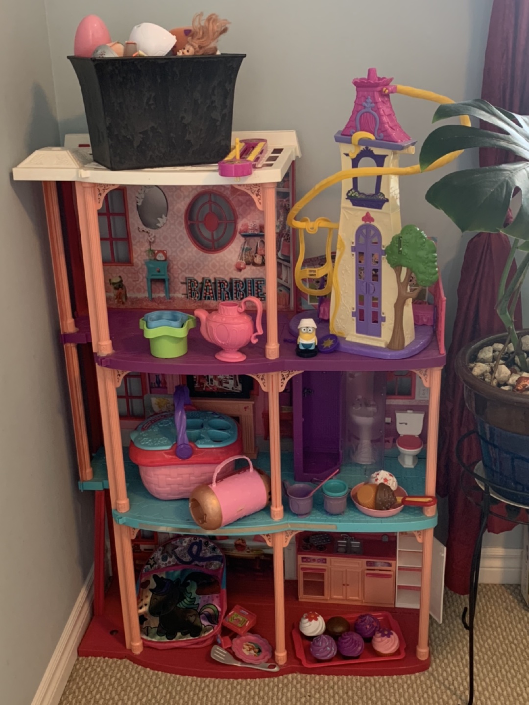Doll house free recycle