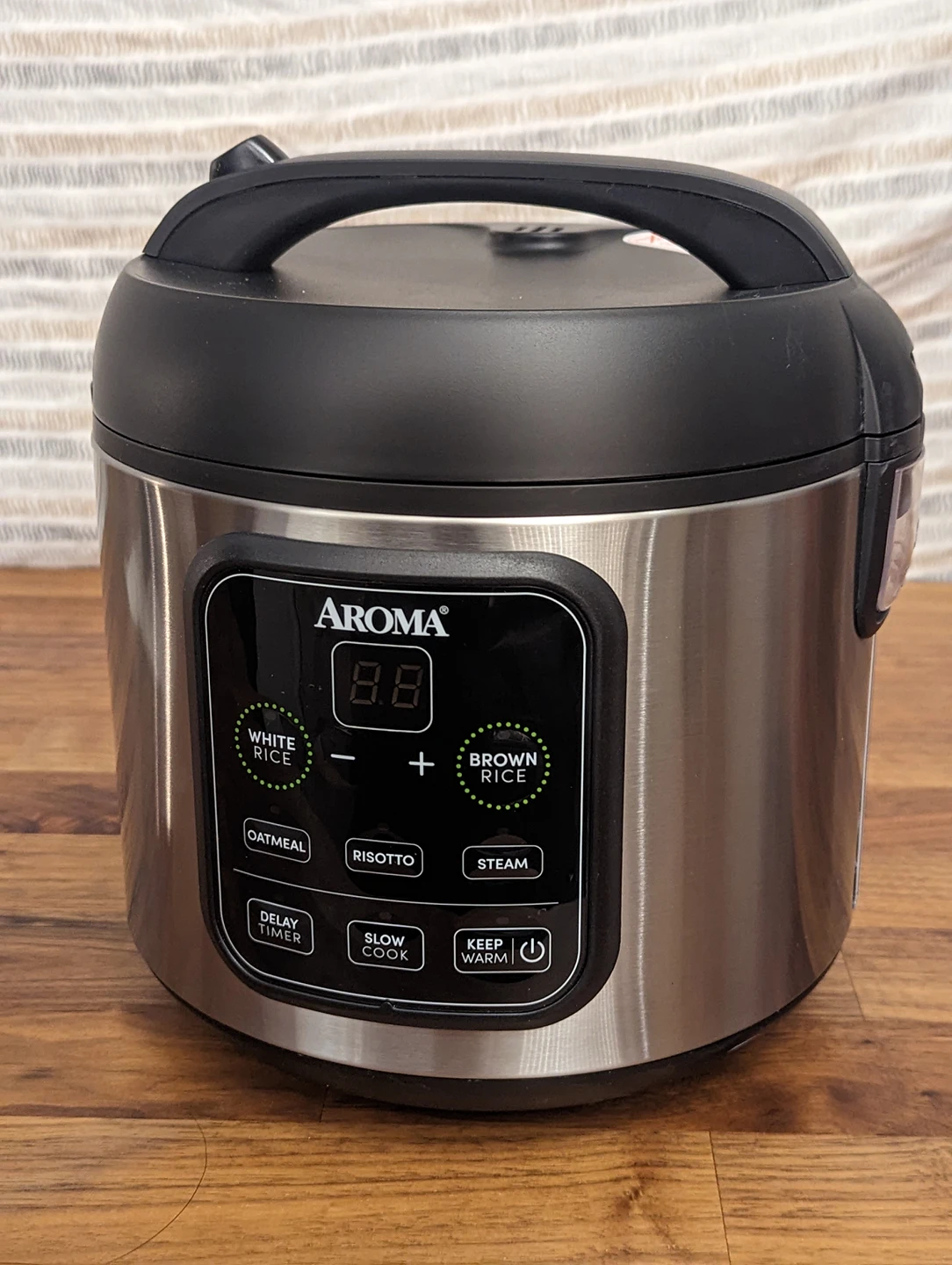 Digital Rice and Grain Cooker thumbnail