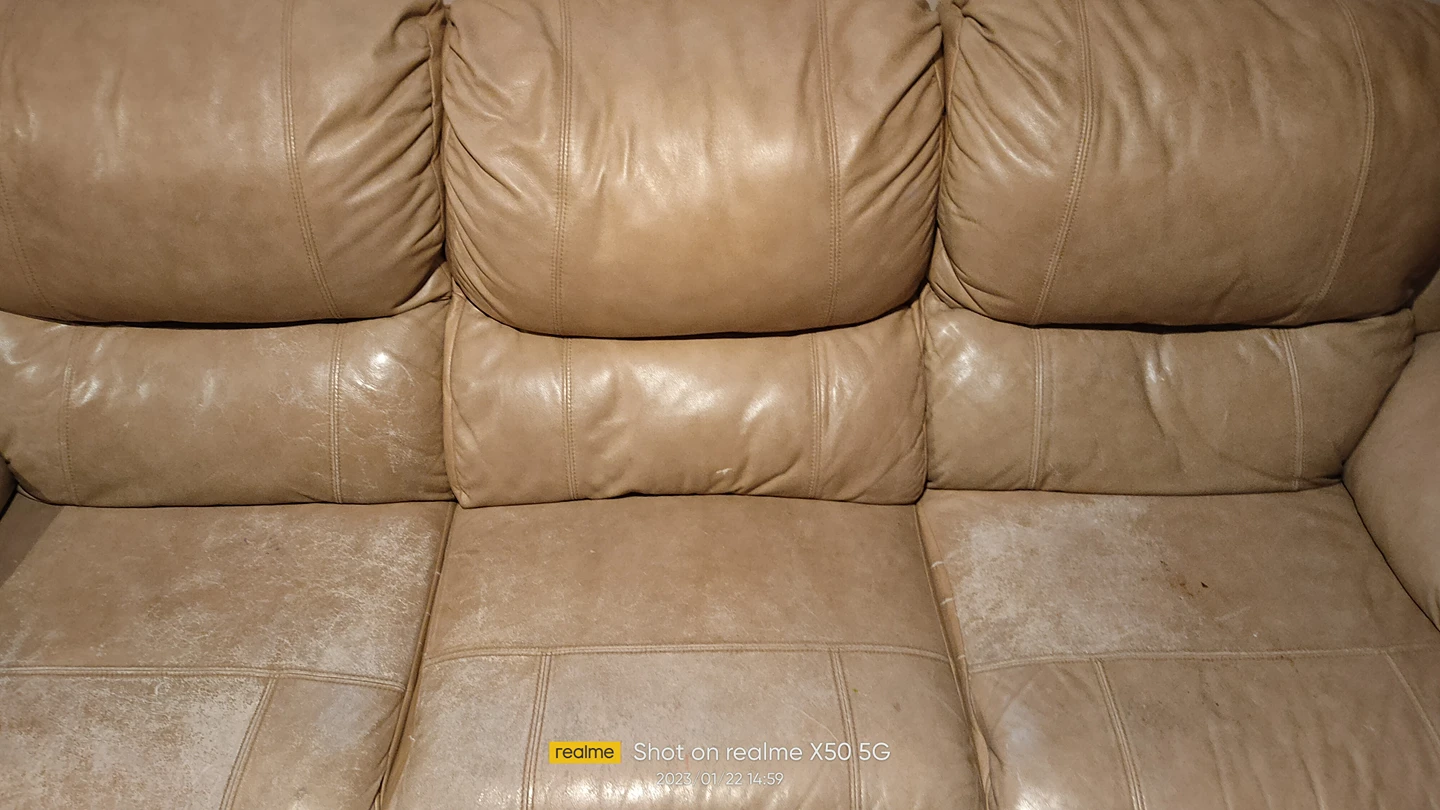 sofa. - photo 3
