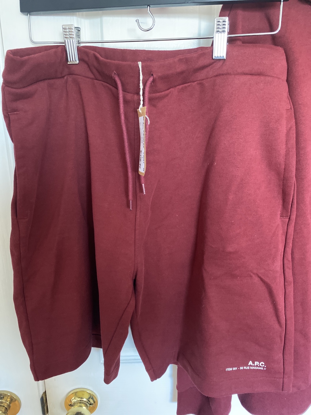 Brand new A.P.C hoodie and shorts burgundy - photo 3