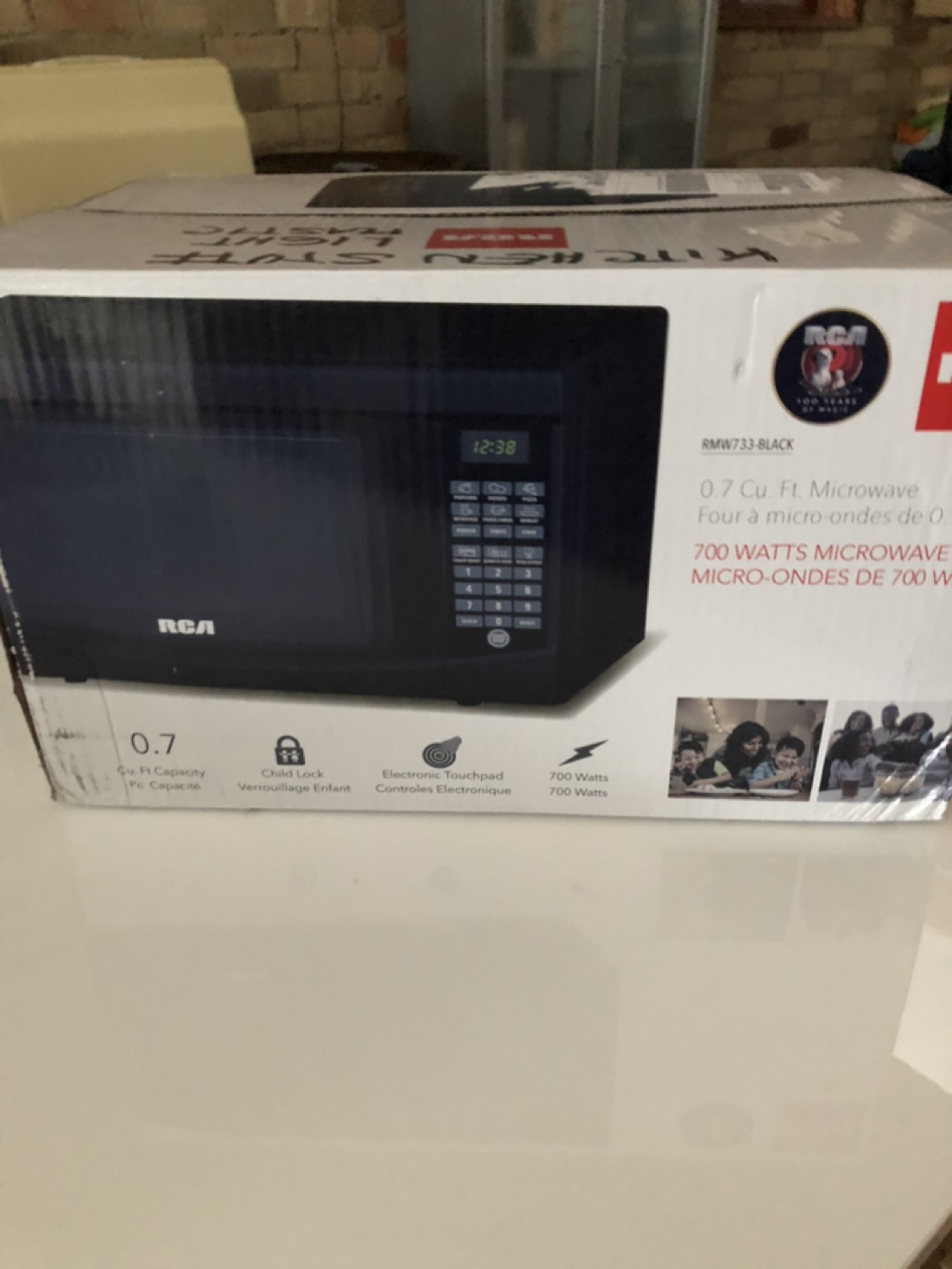 New. Microwave RCA 700 watt, 0.7 cu foot thumbnail