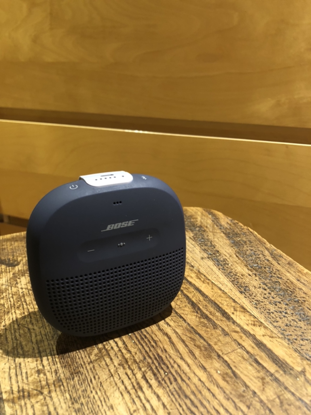 Bose SoundLink Waterproof Bluetooth Speaker with FREE hard case - photo 3