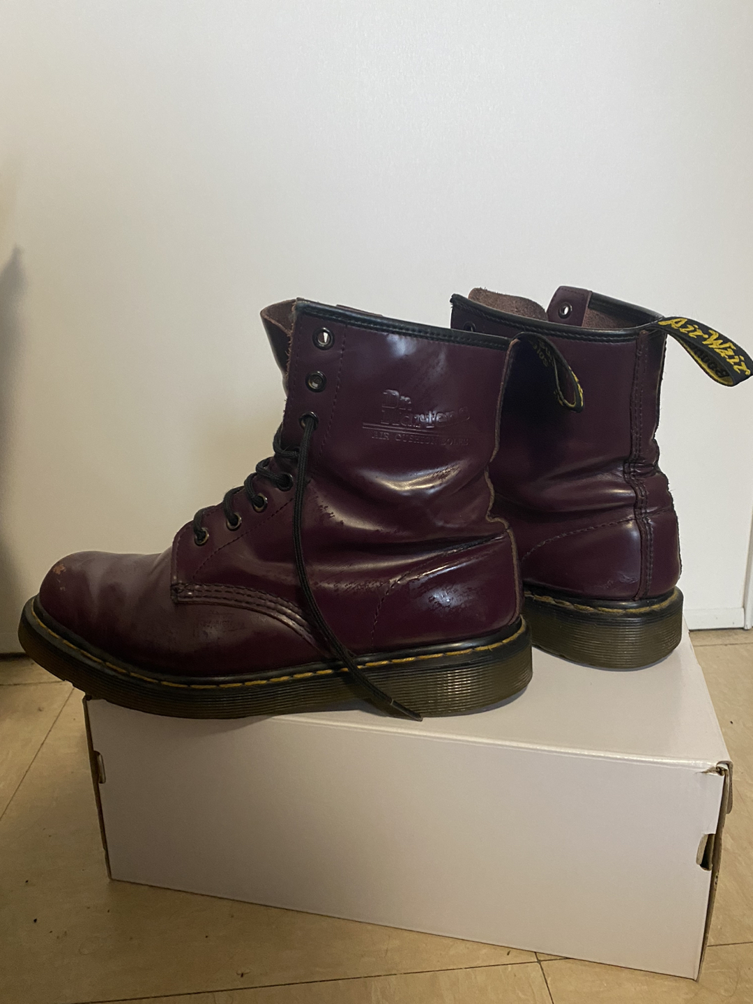 MOVING SALE! Dr. Marten boots - photo 3