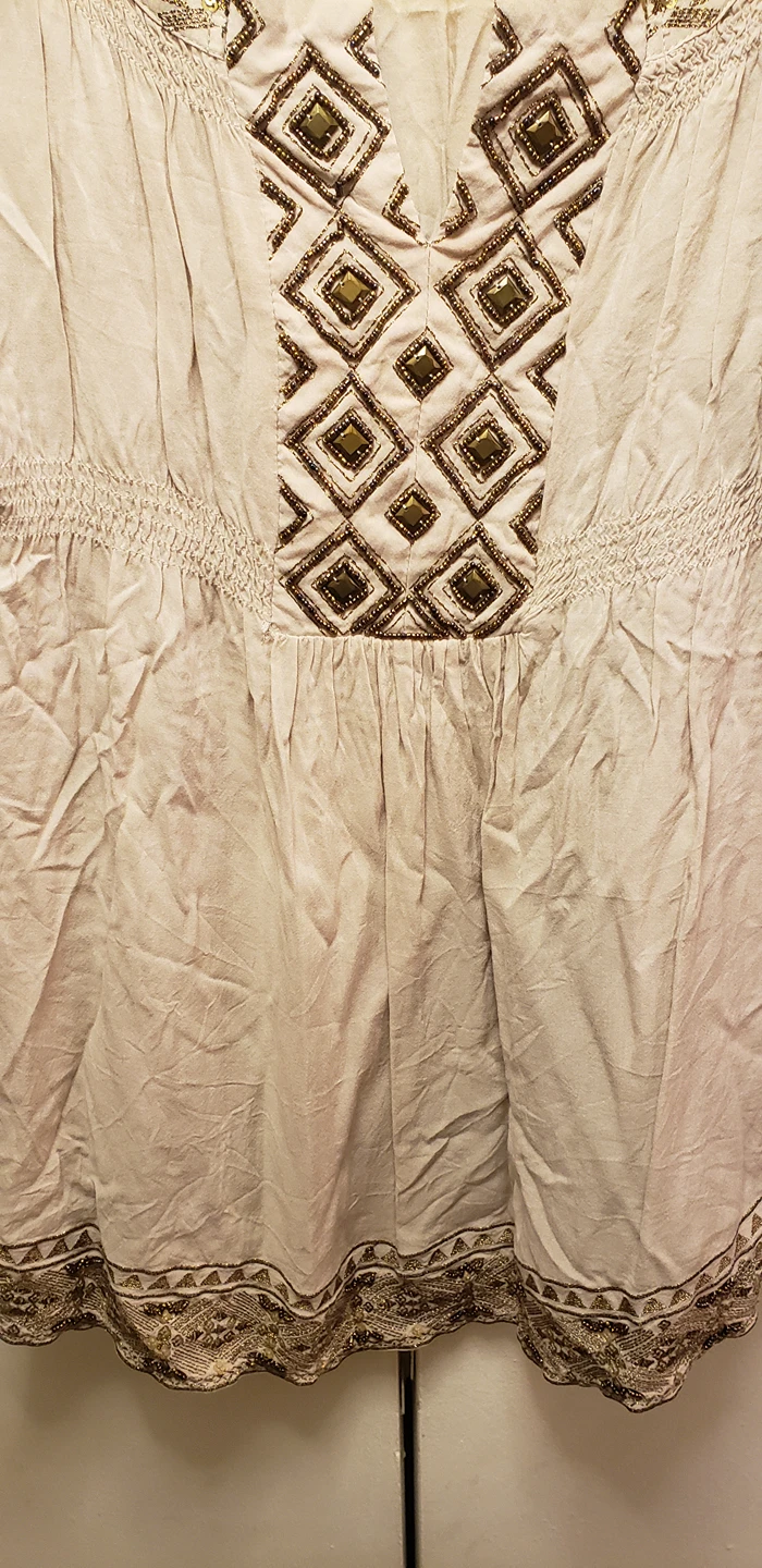 Forever 21Size M Beige Short Sleeve image indicator(3)