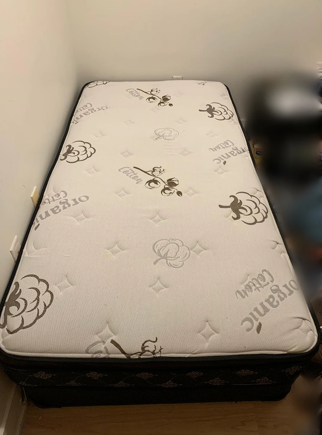 Twin Mattress- 9' along with box spring 6'-7' with two bed cover - photo 2