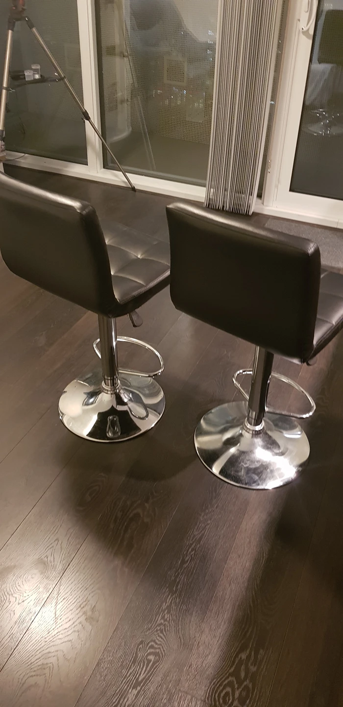 Bar stools, set of 2. Height adjustable. Moving out sale.
