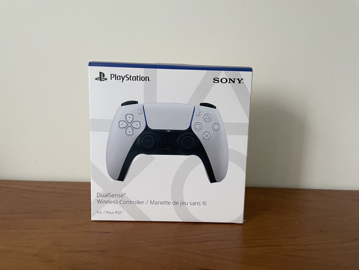 PS5 disc edition brand new SEALED w extra controller ❄️ image indicator(4)