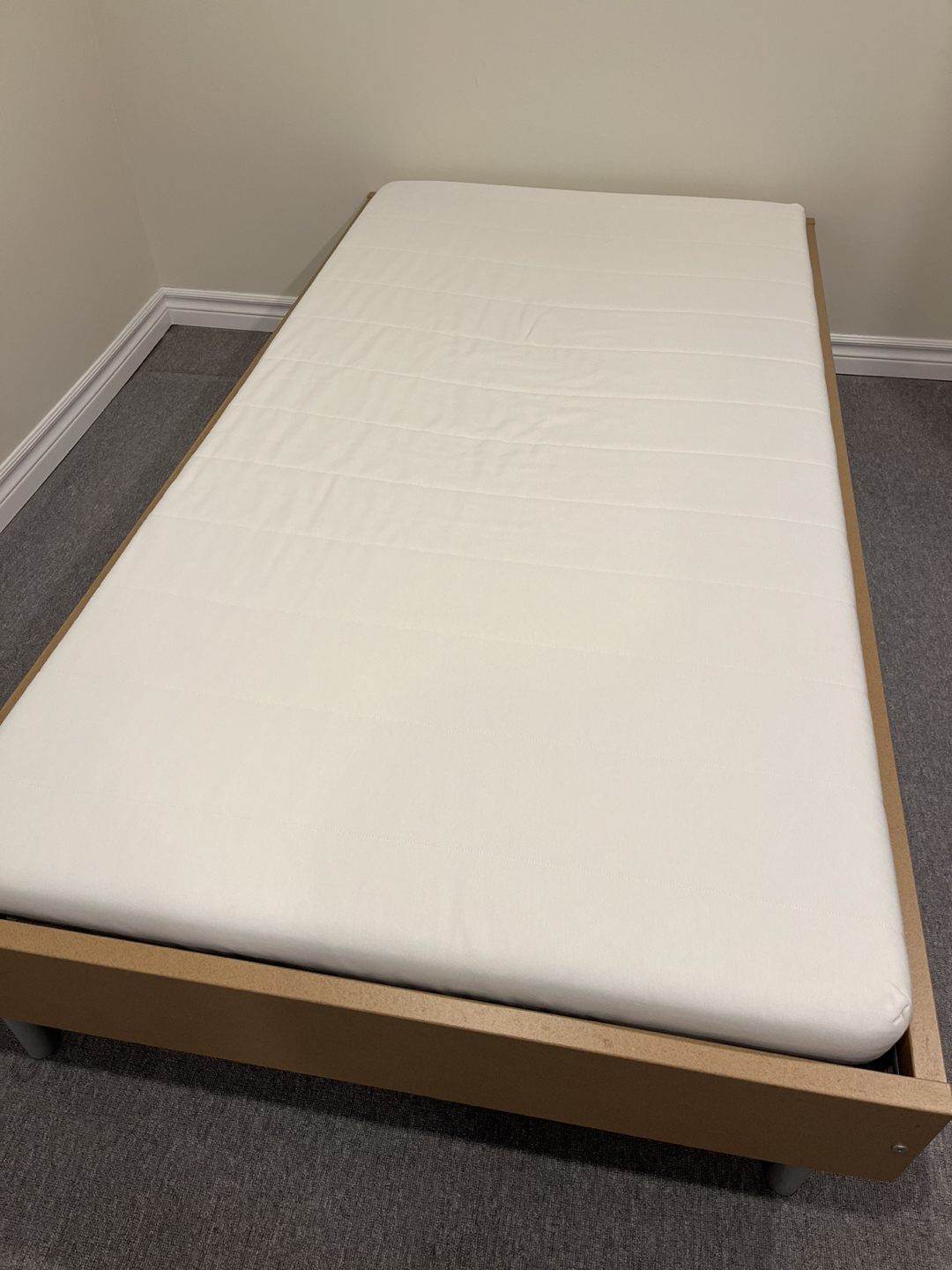 Ikea bed and mattress thumbnail