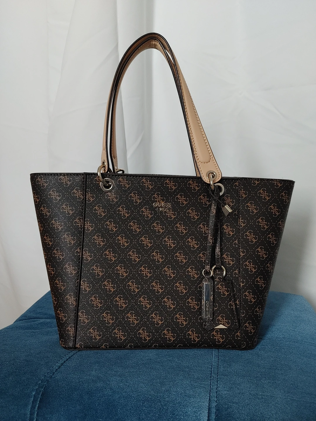 guess purse