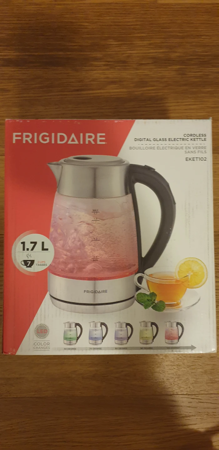 Brand new Frigidaire electric kettle adjustable temperature