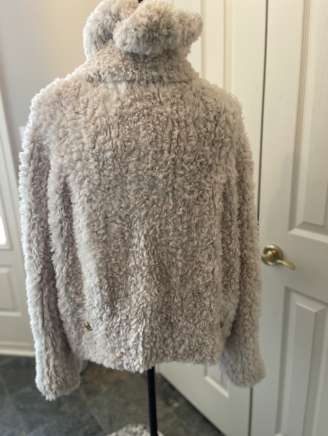 Paula Lishman Hand Knitted Ladies classic Jacket w/hat - photo 3