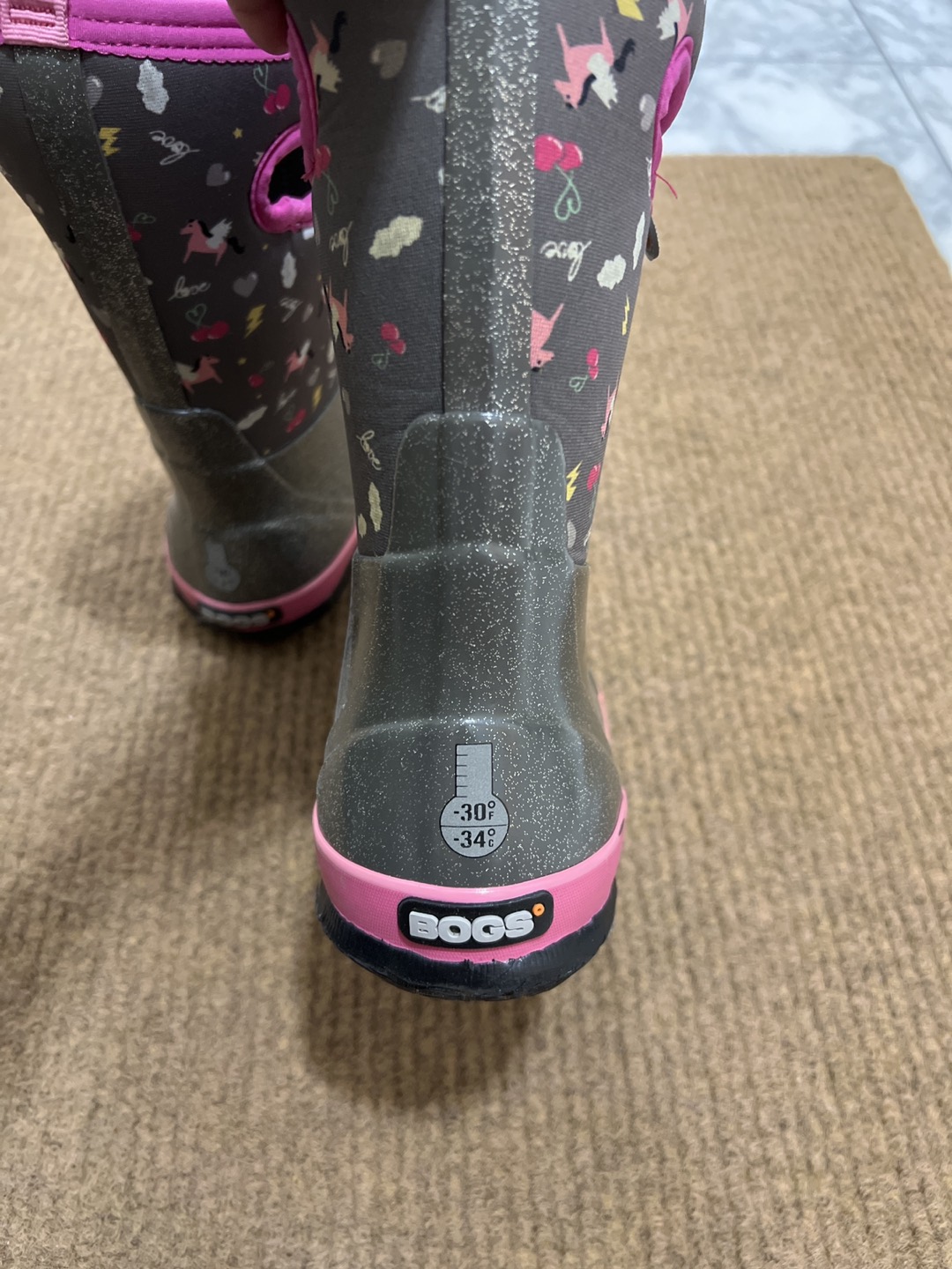 Bogs Winter Boots / Gap Mid Boots
