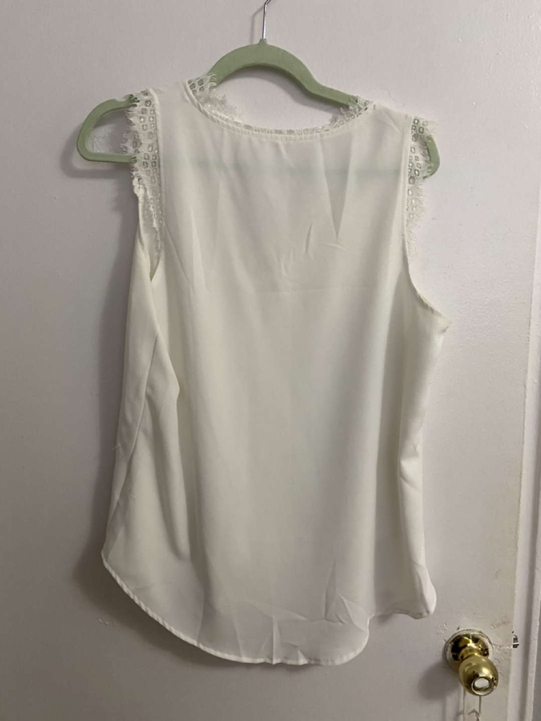 White Lace Detail Tank Top image indicator(3)