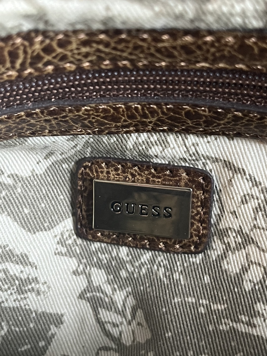 Vintage Guess Purse from the Early 2000’s Y2K - photo 3