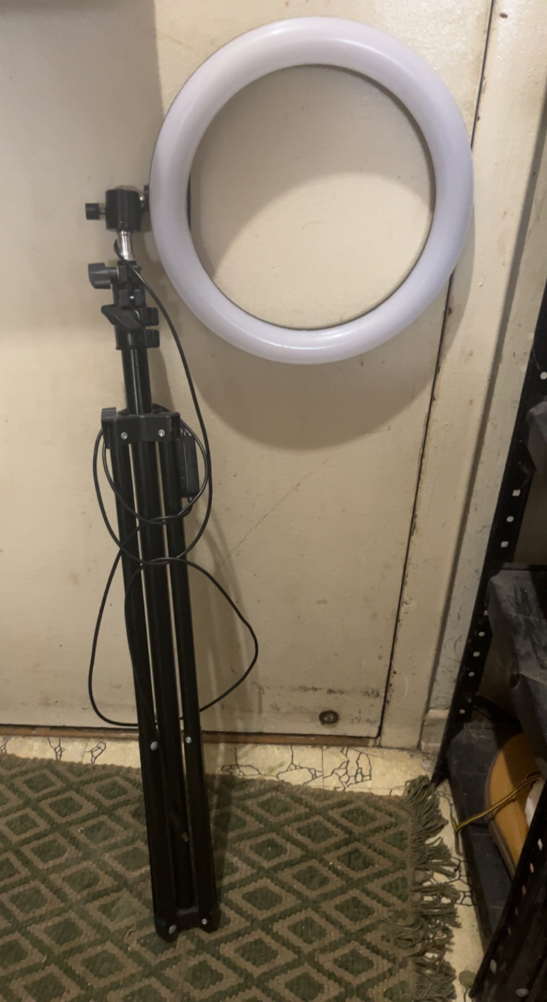 Ring light