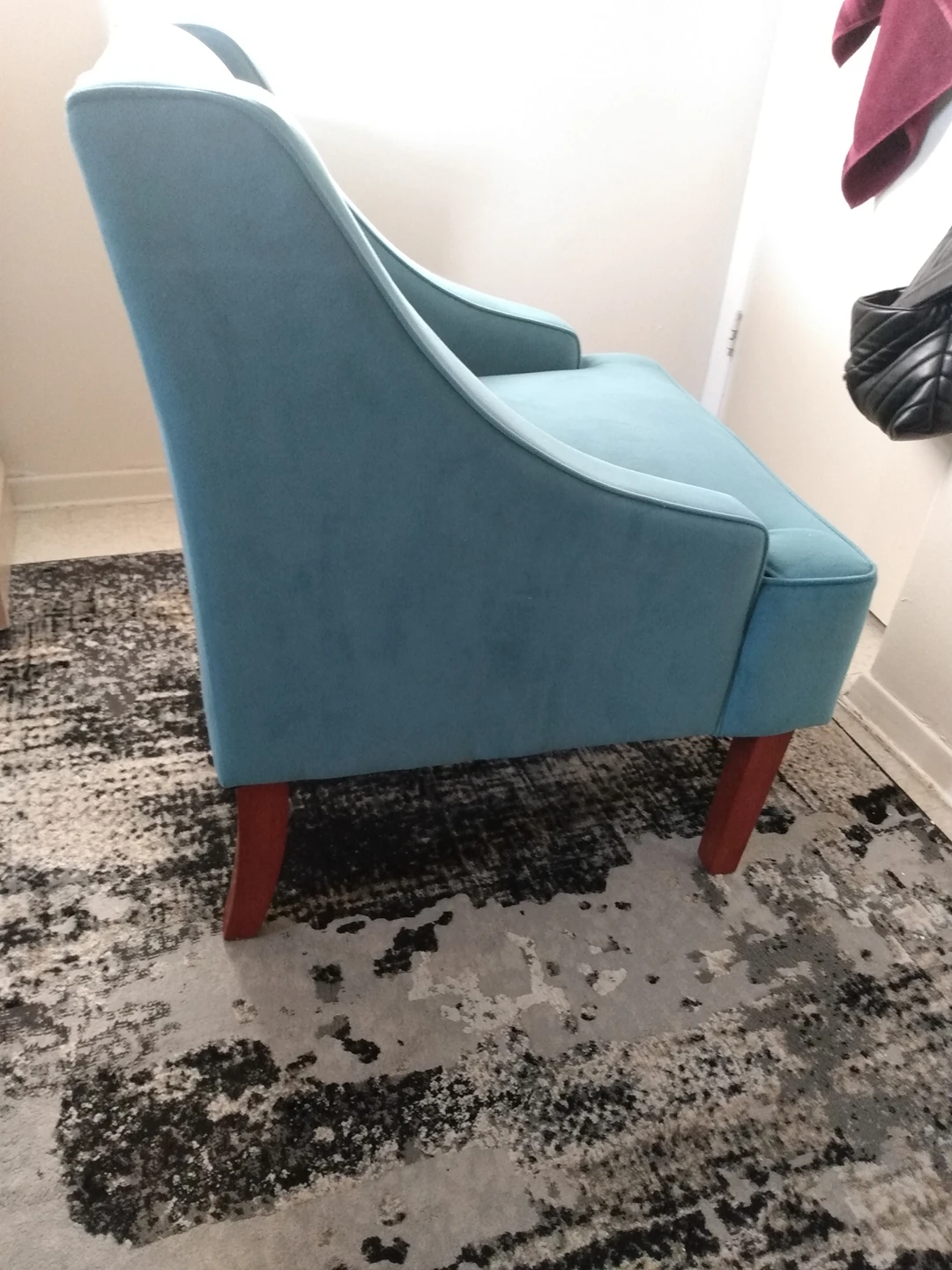Teal accent chair image indicator(4)