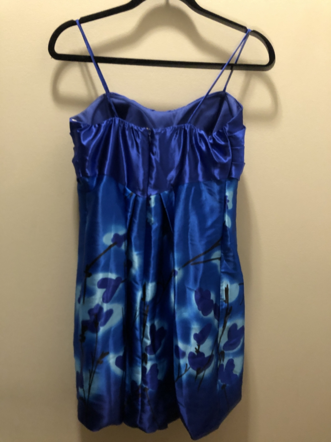 Beautiful satin petite size 4 dress image indicator(2)