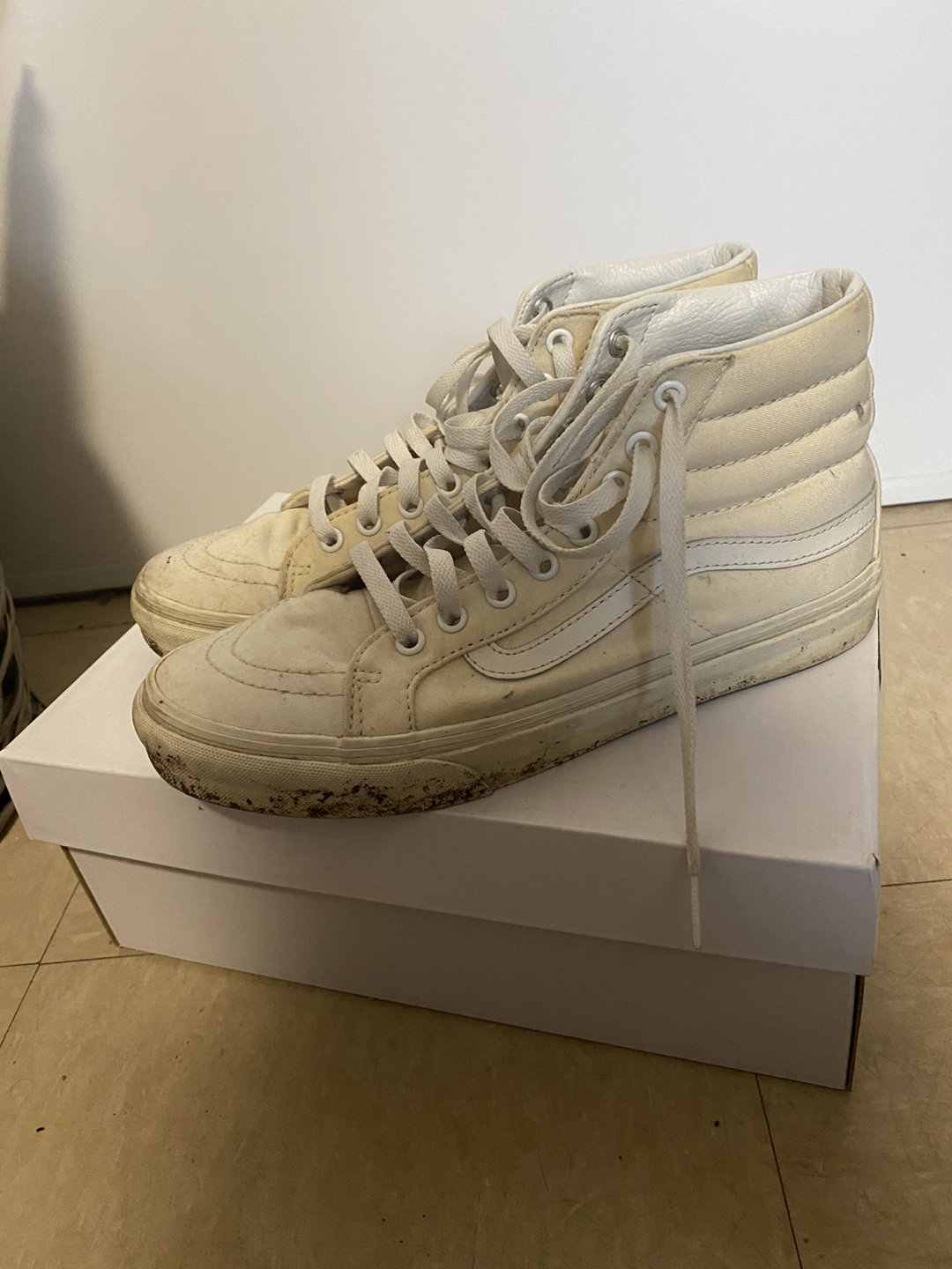 MOVING SALE! White high top Vans - photo 3