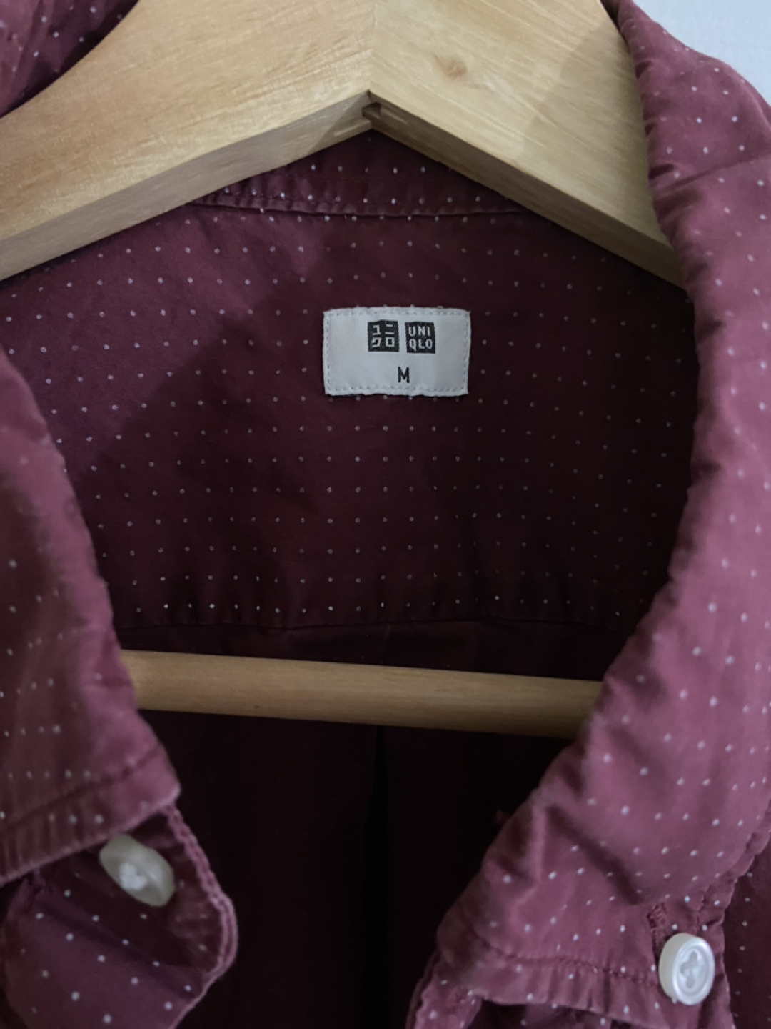 Uniqlo casual shirt thumbnail