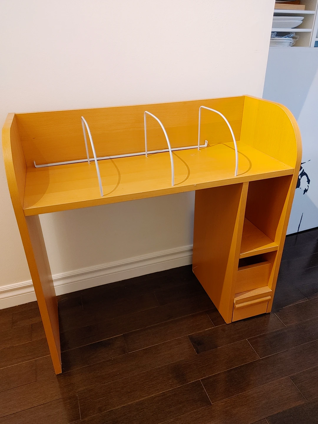 Shelf