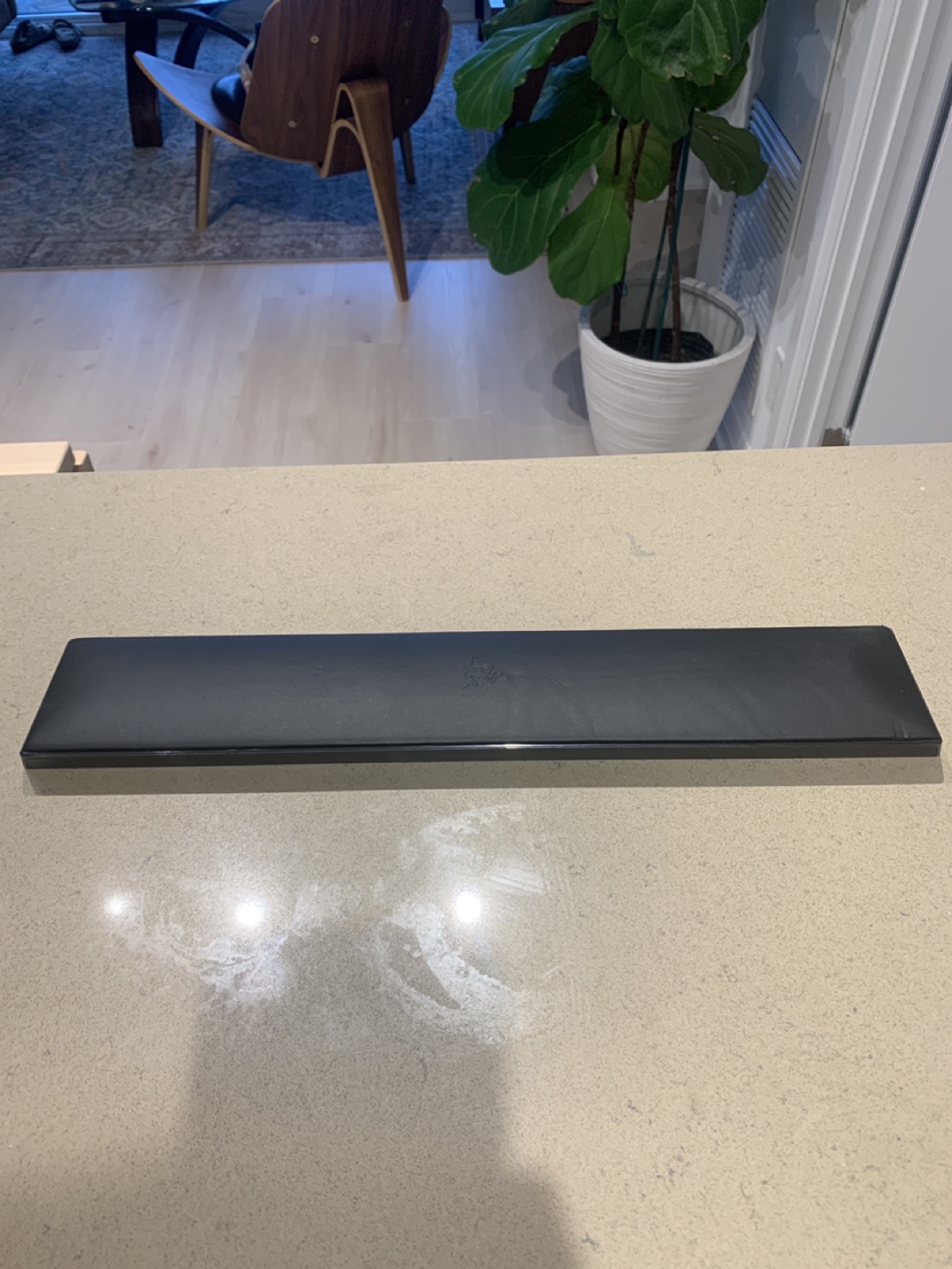 Keyboard wrist rest