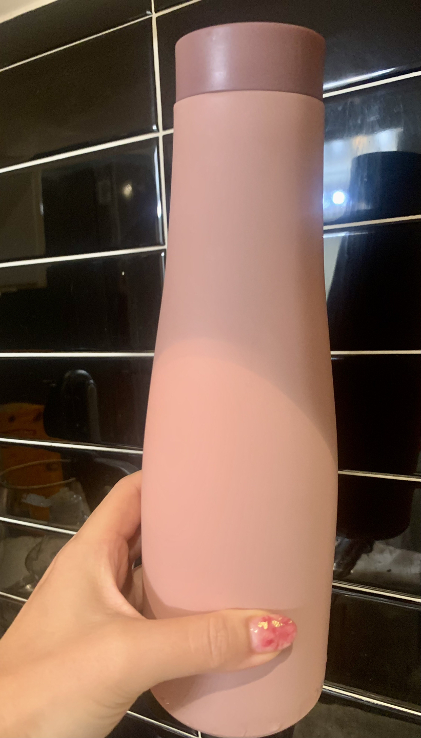Lululemon water bottle