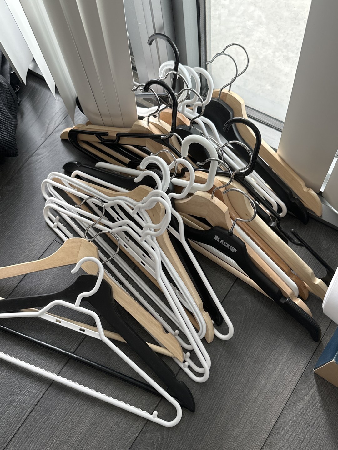 coat hangers thumbnail