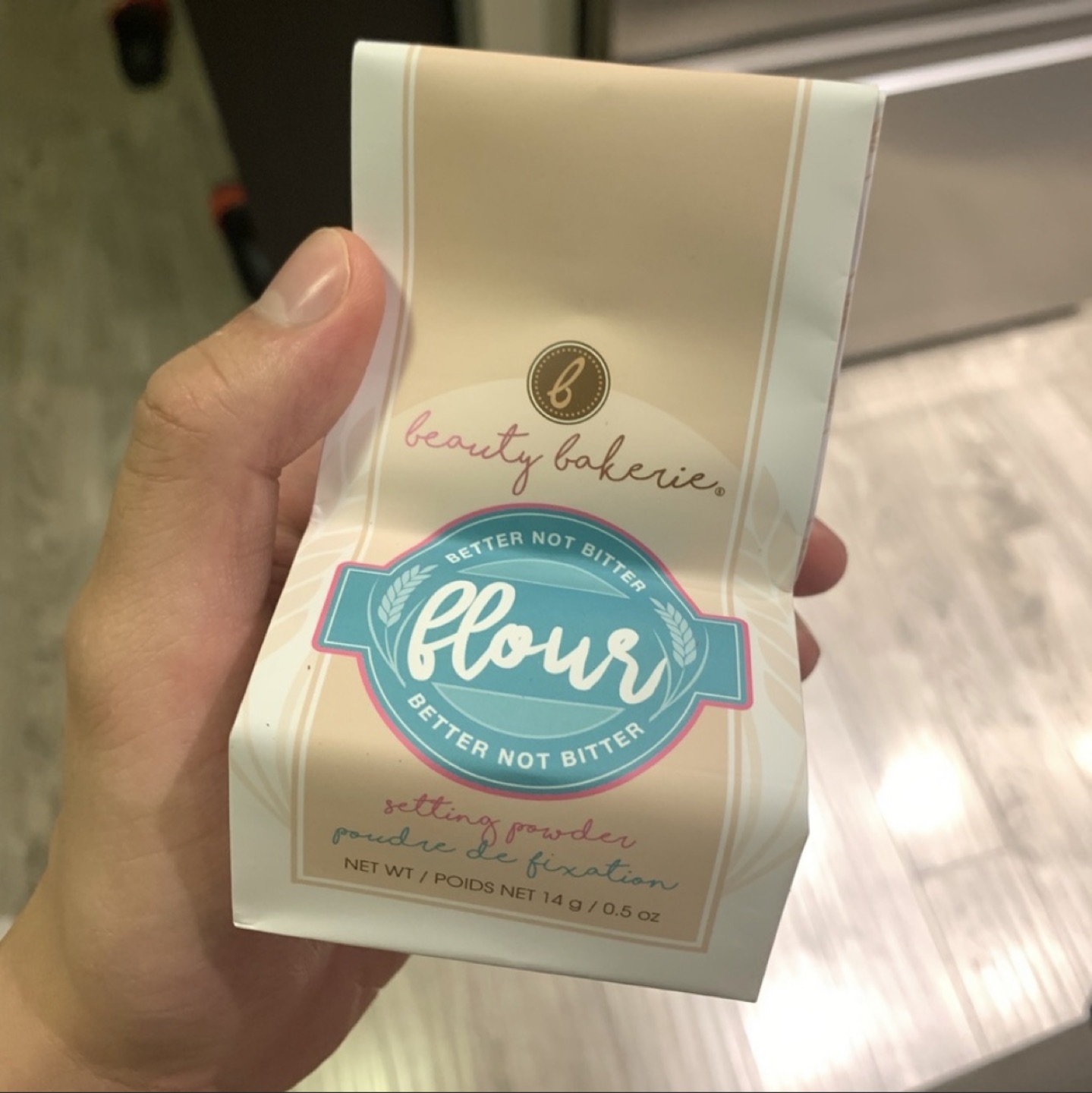 BRAND NEW Beauty Bakerie Flour Setting Powder thumbnail