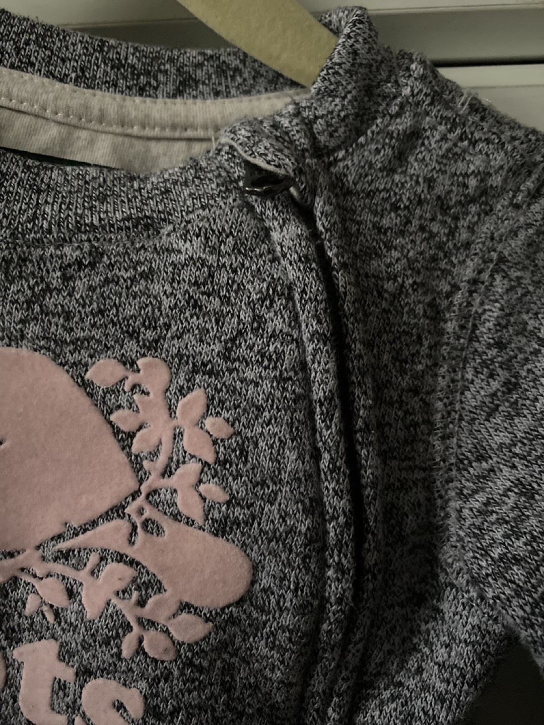 Roots onesie - photo 4