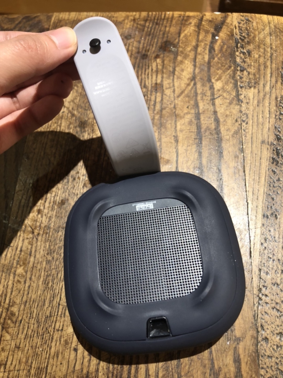 Bose SoundLink Waterproof Bluetooth Speaker with FREE hard case - photo 4