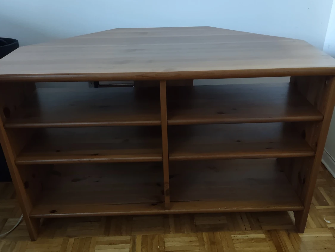 corner table with shelves