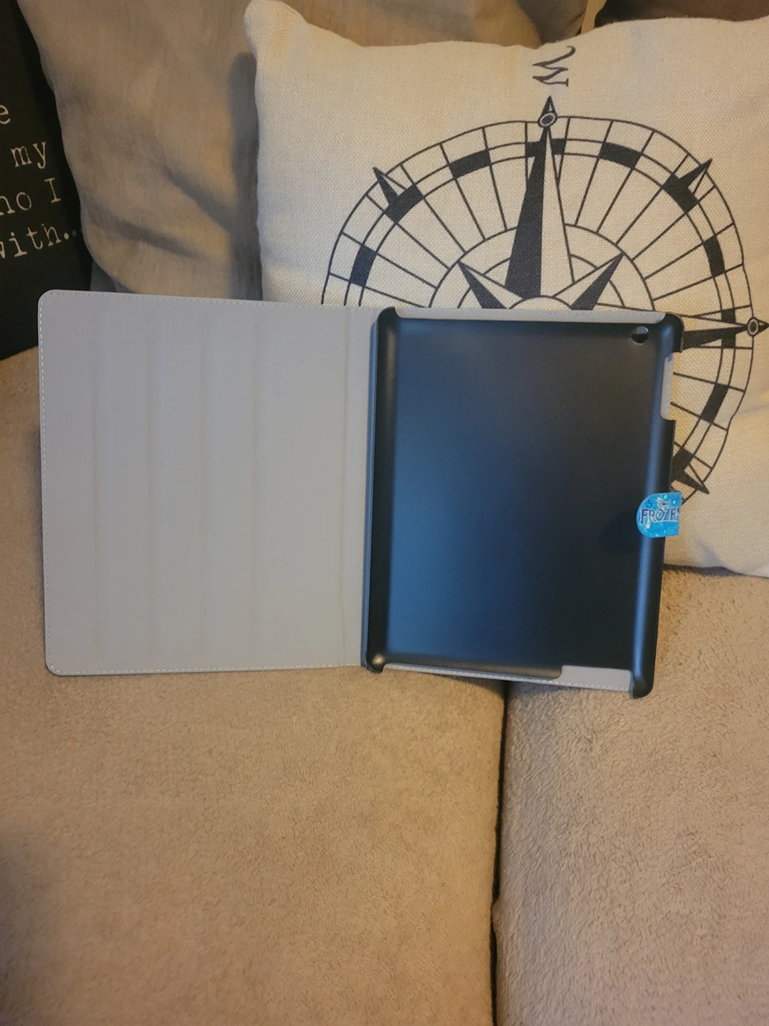 IPad case.  Frozen themed. image indicator(2)