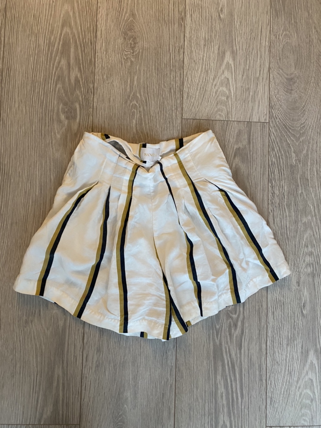 High-waisted pleated Skort (must go by 31st) thumbnail