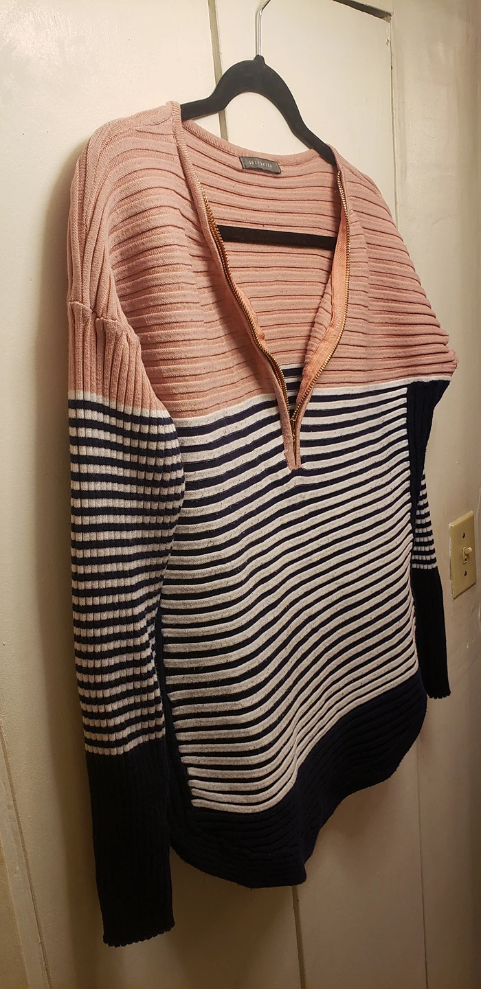 Suzy Shier Size Large Long Sleeve thumbnail