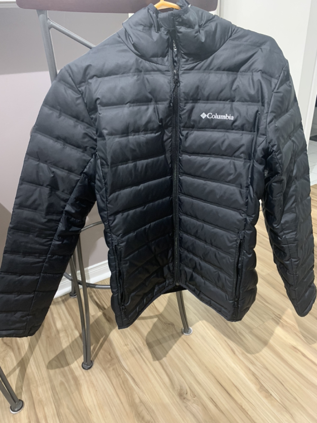 Women’s Columbia Packable Jacket (L) thumbnail