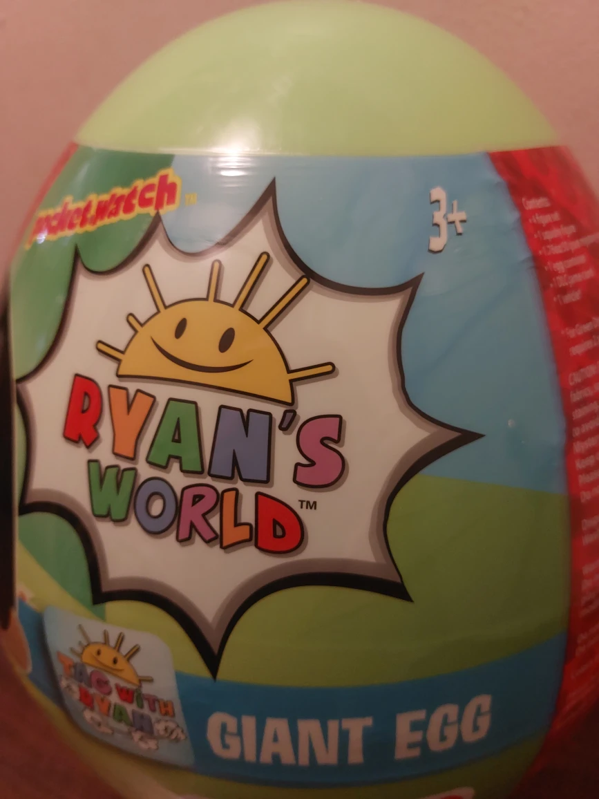 Ryan's World TAG with Ryan Giant Egg - Exclusive! image indicator(5)