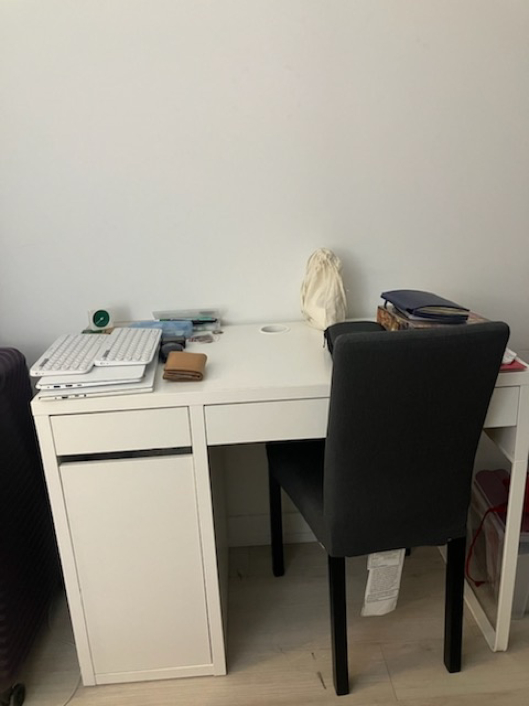 White Desk
